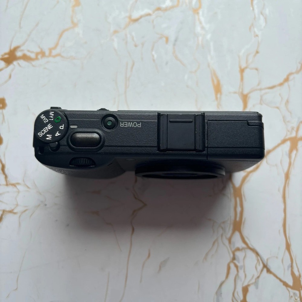 Ricoh GR Digital II GRD2 Compact Digital Camera