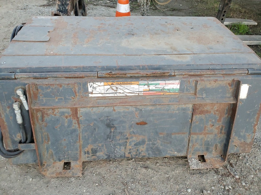Bobcat 72" hydrualic sweeper