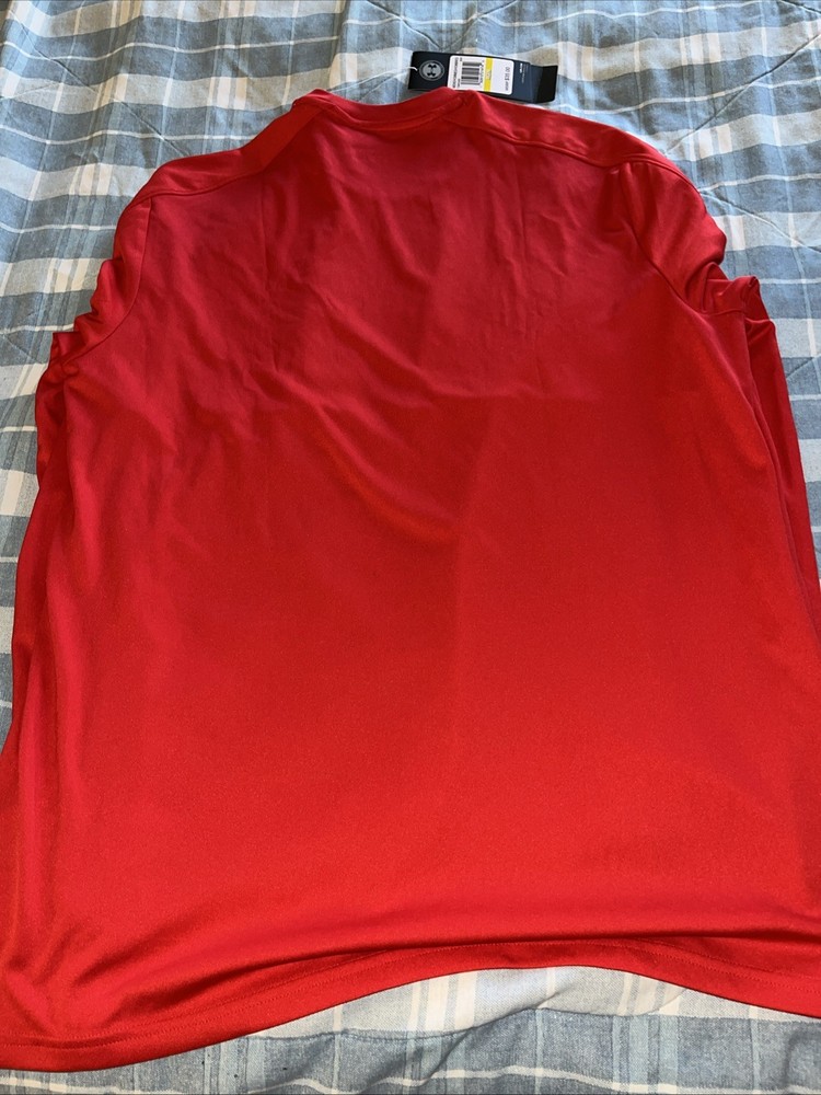 Under Armour Headgear Compression Size Medium Red NWT