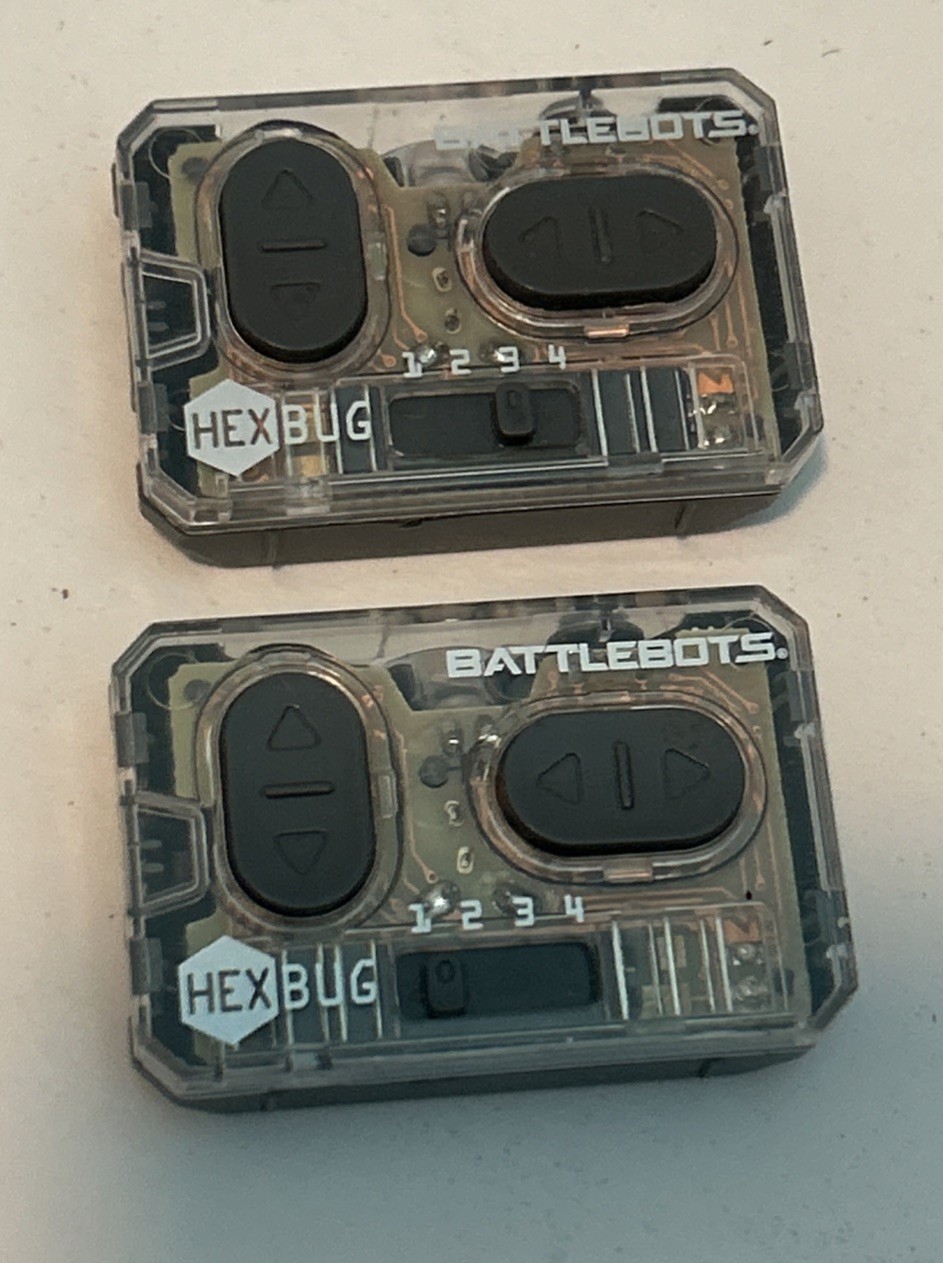 HexBug BattleBots - Witch Doctor & Tombstone with Remotes