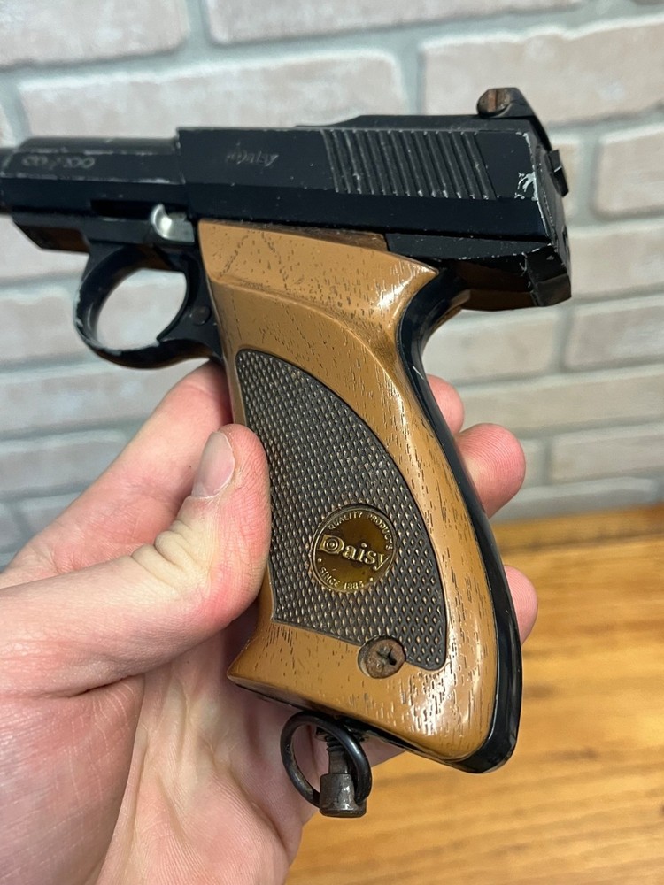 Vintage Daisy C02 200 BB Gun - Untested