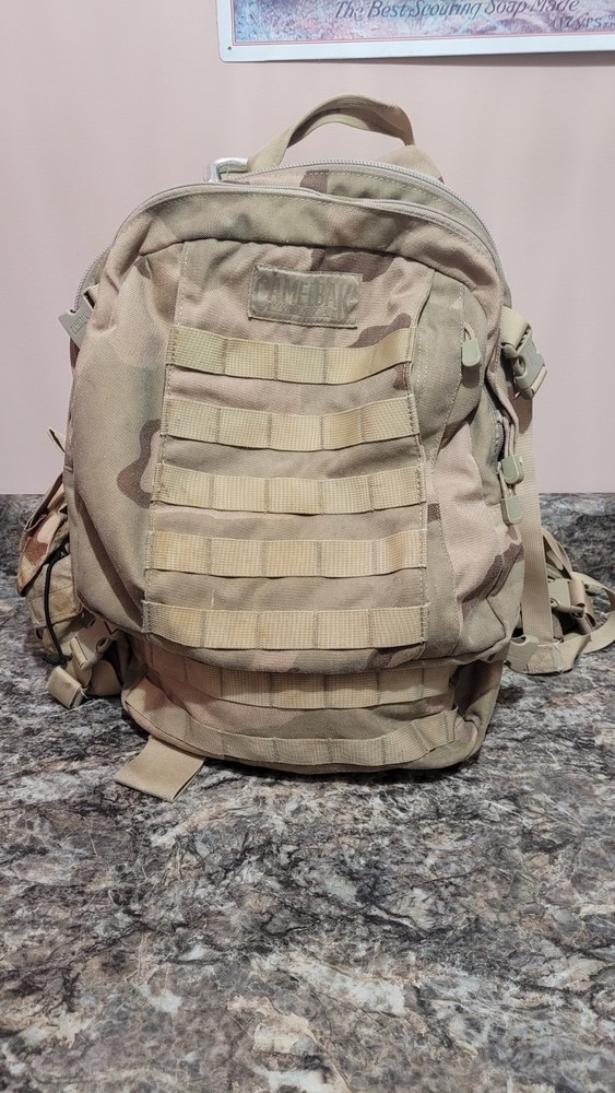 CAMELBAK Maximum Gear Backpack VINTAGE