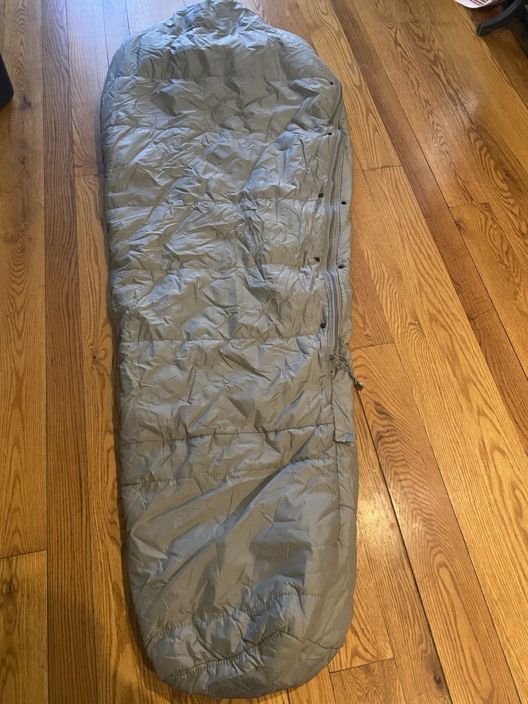 USGI Improved Modular Sleep System Intermediate Sleeping Bag with Stuff Sack