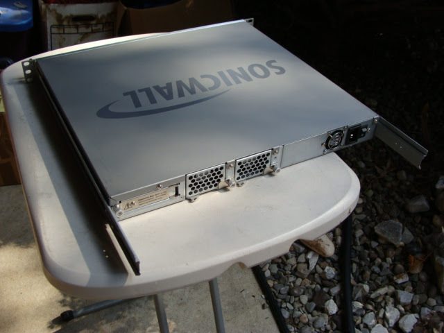 Sonicwall NSA E5500 Model 1RK12-050 C08058 Network Security Appliance