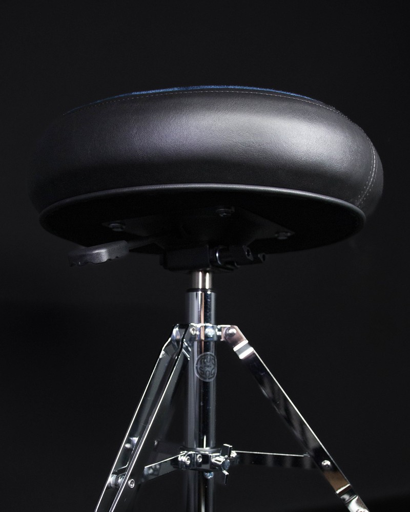 Roc-N-Soc Extended Base Round Throne - Blue
