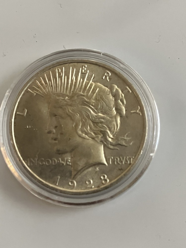 !May Sale! 923 Peace Silver Dollar. Uncirculated.