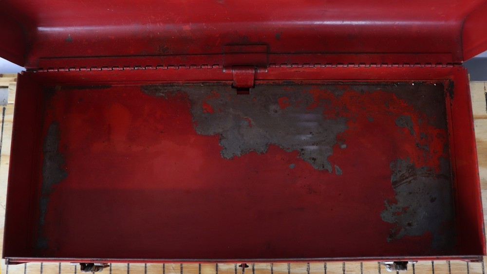 VINTAGE SOLID 2 DRAWER MECHANICS TOOL CHEST