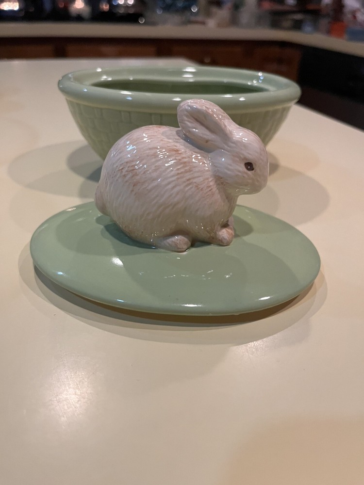 Hallmark Ceramic Easter Bunny Candy Dish/ Covered 7 Inches Long 6” High