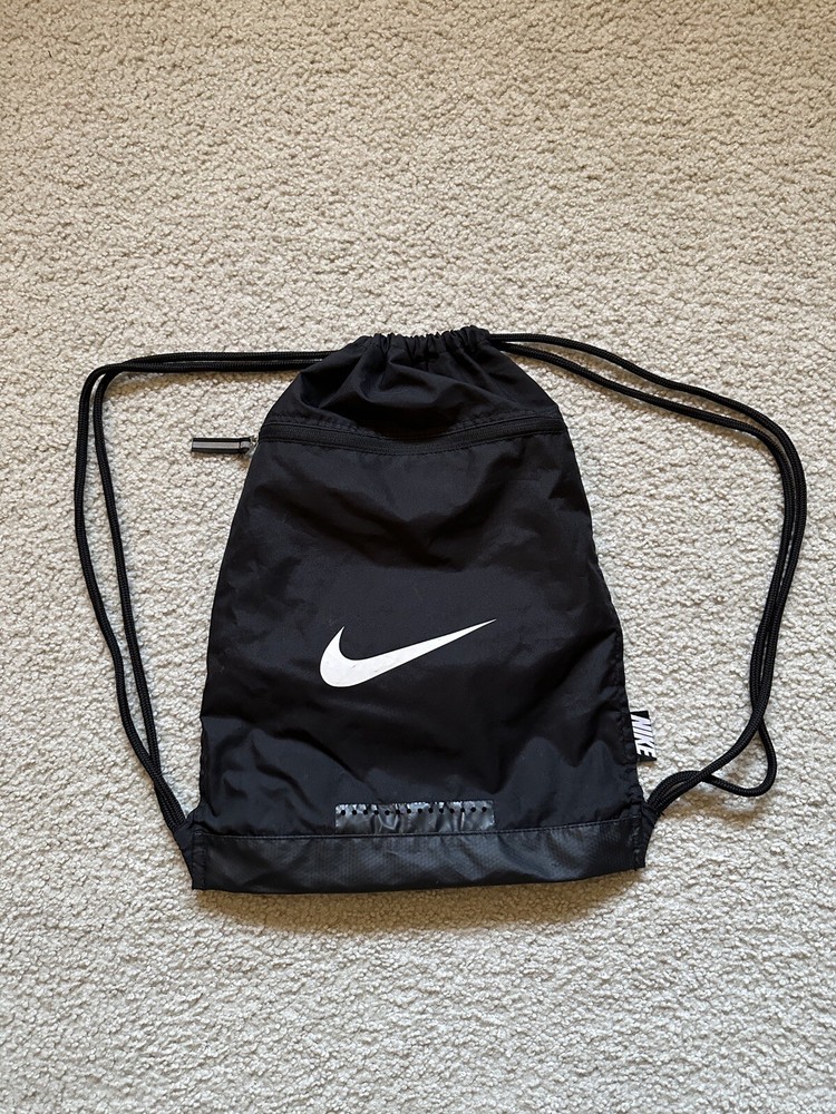 Nike Black Drawstring Gym Bag Backpack With Zipper Pocket