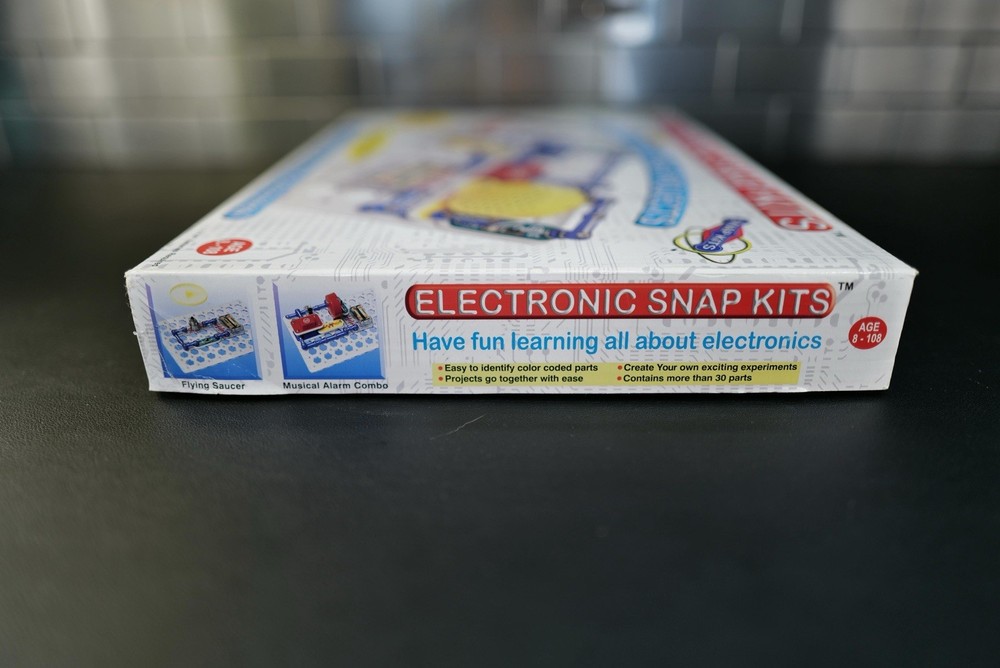 Electronic Snap Kits Electronics 101 Build 100 Projects RadioShack 28-286