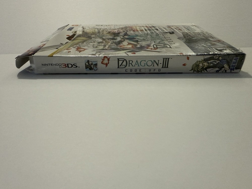 7th Dragon III Code: VFD Nintendo 3DS Empty Box with Artbook