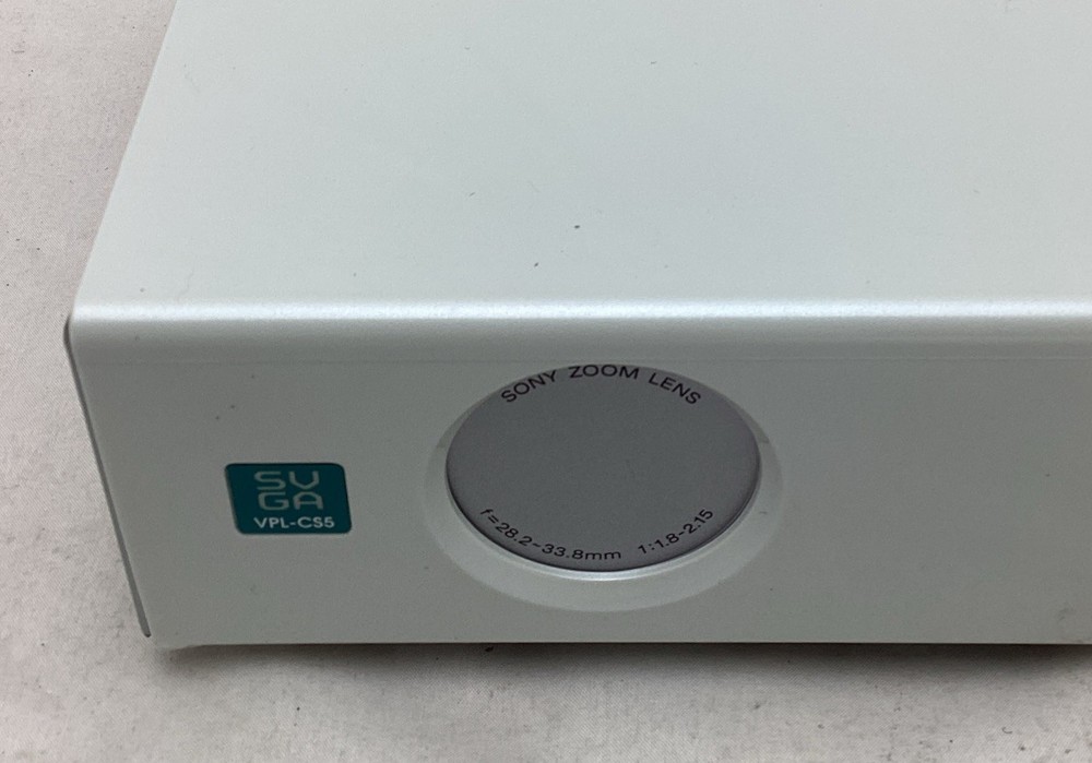 Sony Data Projector w/Remote Control, Cable, and carry case VPL-CS5 Ser. 49358