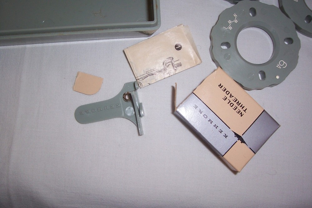Sears Kenmore Sewing Machine Case w/ Pattern Cams Screwdrivers Needle Threader
