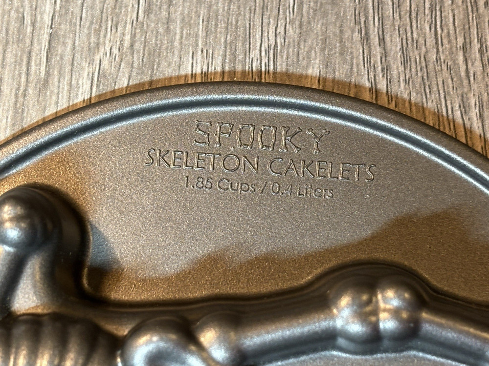 Nordic Ware Spooky Skeleton Cakelets Cake Pan