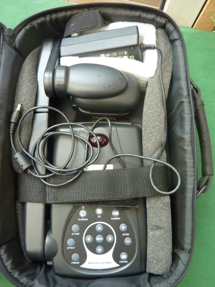 AVERMEDIA AVERVISION 300E DIGITAL DOCUMENT CAMERA