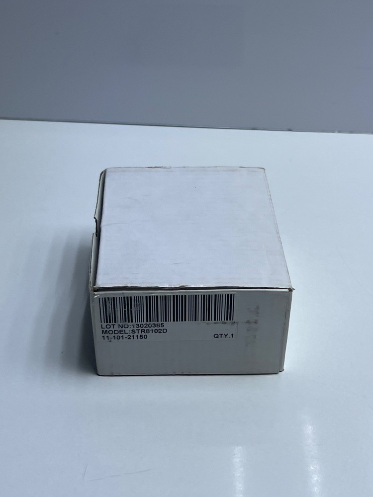 Sauter STR8102D Temp Controller