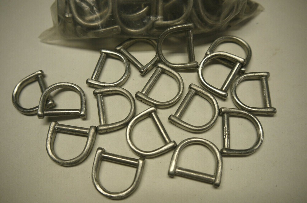 Wholesale 3/4" Silver matte D ring. for 35 pieces.