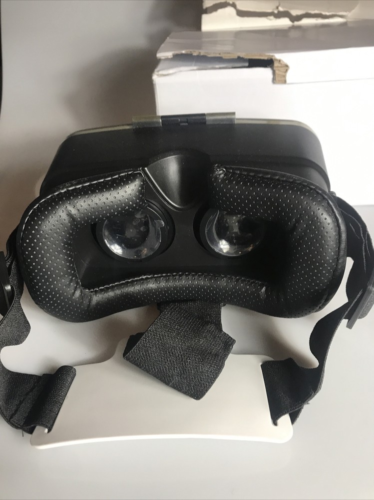 VR Lioneye Virtual Reality Glasses / New