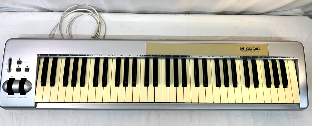 M-AUDIO Keystation 61ES MIDI Controller Keyboard ~ Used