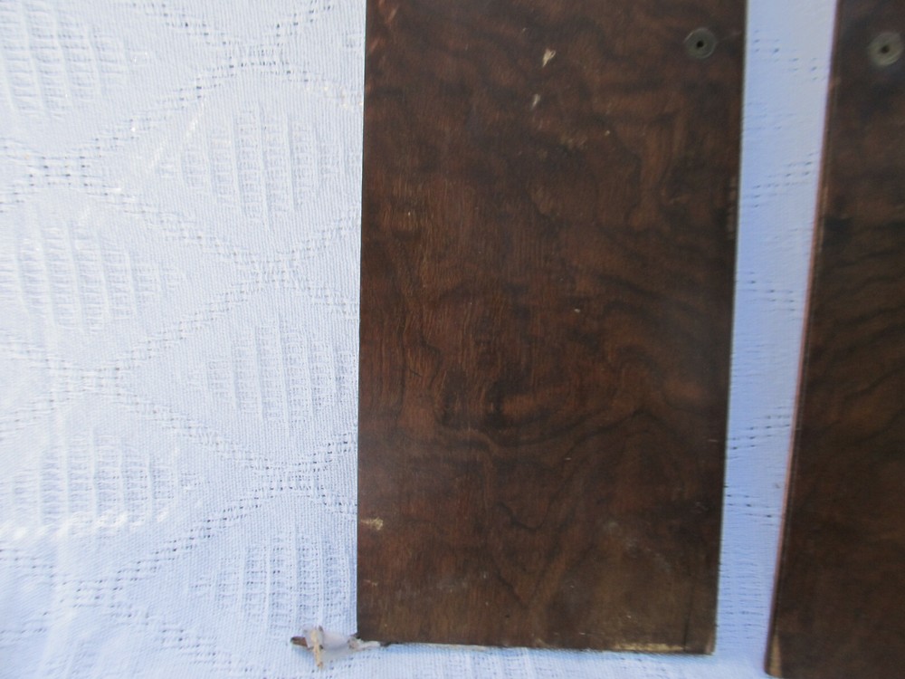 VICTOR V V 120 LARGE FRONT DOORS WALNUT?