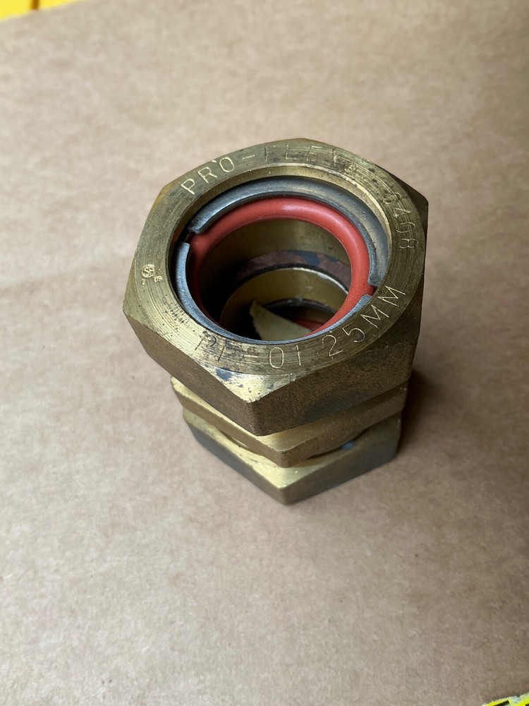 PROFLEX - PF 01 25MM - UNION FITTING COUPLING 0408 PRO-FLEX ——————————————— NOS+