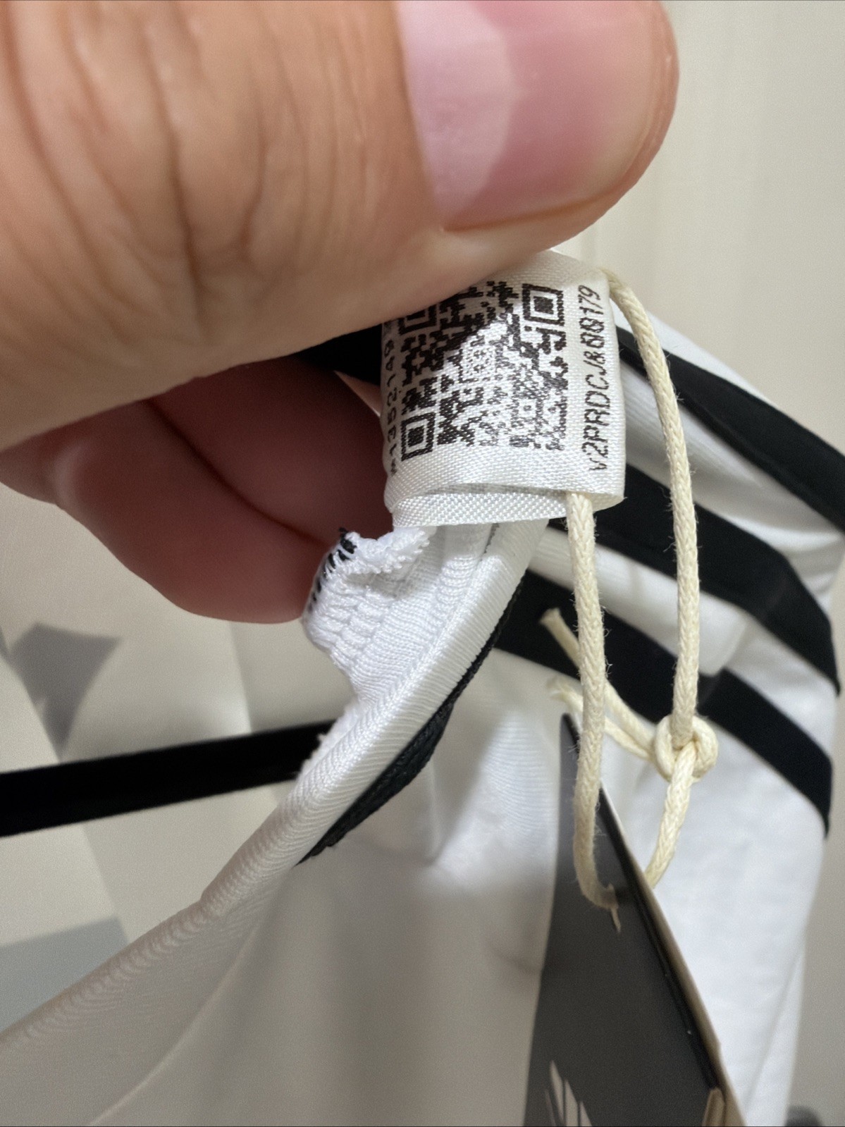 Modric #10 Mens 2XL Adidas Real Madrid UCL Home Fan Jersey