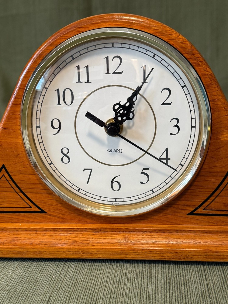 Nice Wooden Mantel Quartz Clock, 16"
