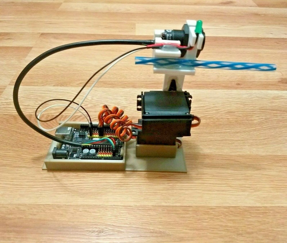 Robotics project - Following a flame with Arduino - complete solution