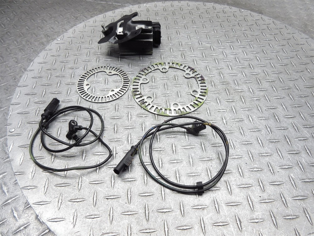 2022 21-23 KTM Duke 200 Lot Abs Pump Control Module Wheel Sensor Ring