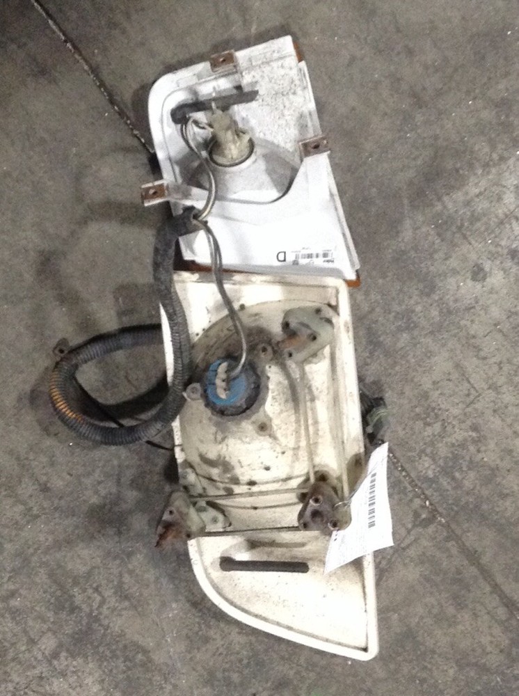 VOLVO VNM Headlamp Assembly