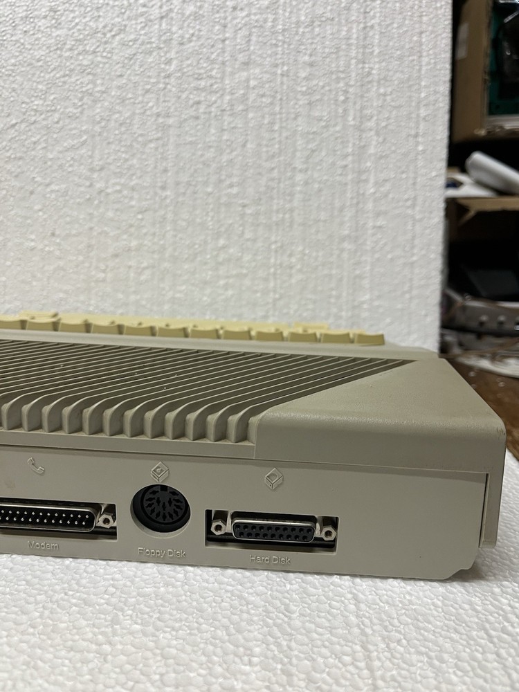 atari 520 st computer & Power Supply Powers On