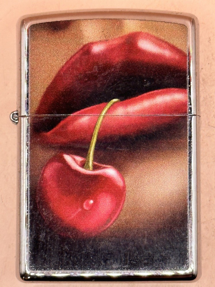 2015 Red Cherry Lips High Polish Chrome Zippo Lighter