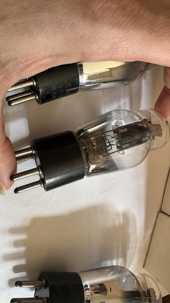 NOS MATCHED QUAD 56 ST GLOBES Engraved Bases Windmill Micas