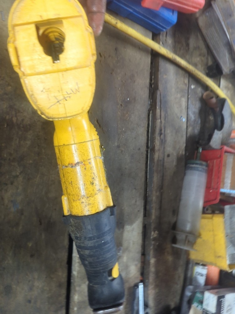 DeWalt DW938 18V Variable Speed Cordless Reciprocating Saw Tool TESTED