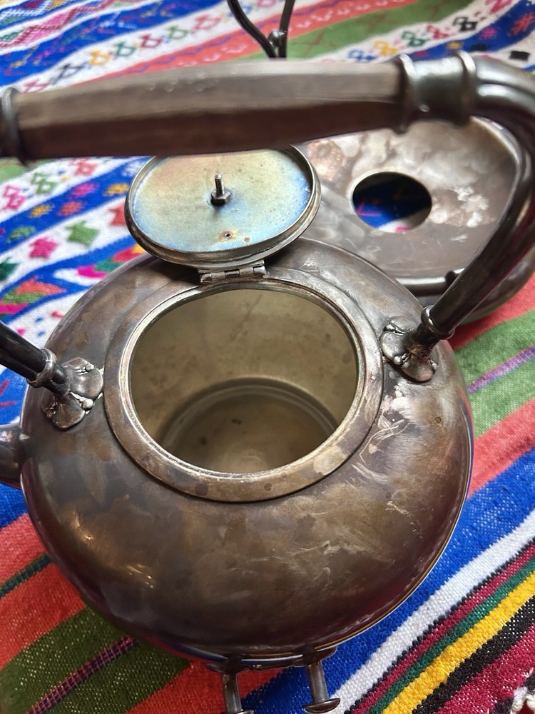 Antique Kettle With Burner