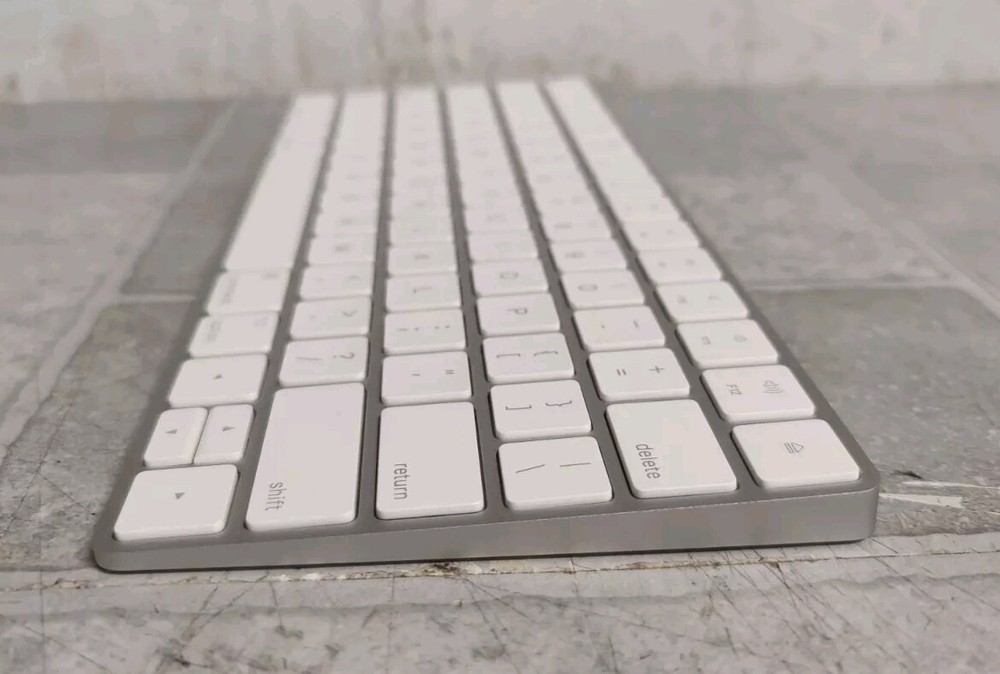 Apple Wireless Magic Keyboard A1644