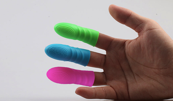 Finger Condom Sleeve Soft Silicone Stimulator Fun Tool Sensation Textured Pink