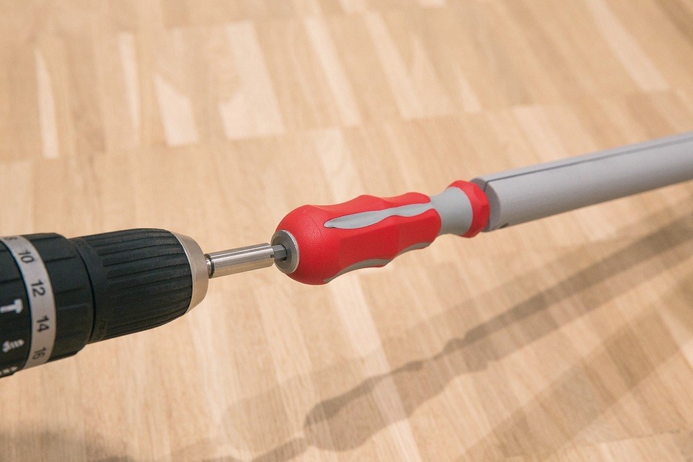 Häfele AXILO Cabinet Leveling Tool Set 26" Red/Silver Interchangeable Heads