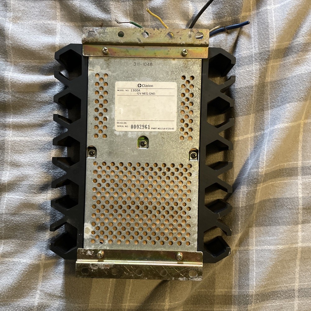 Clarion 1300A Amplifier UNTESTED