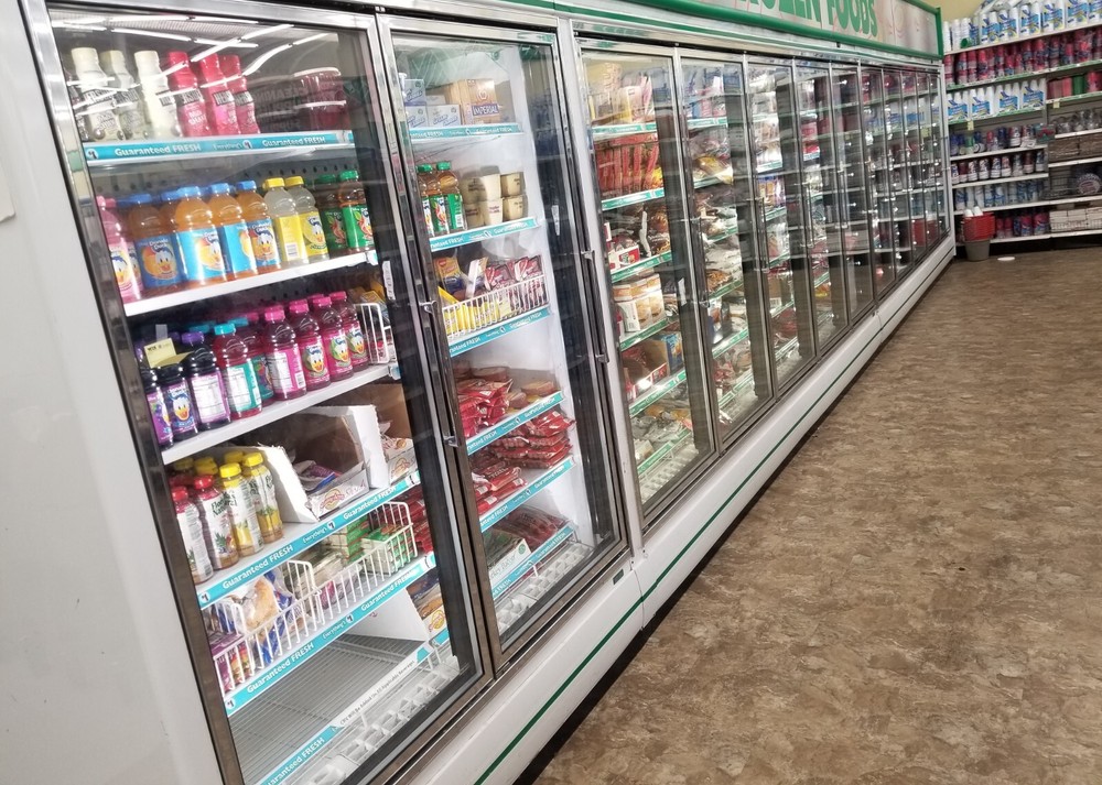 3 GLASS DOOR DISPLAY CASE /BRAND ZERO ZONE /