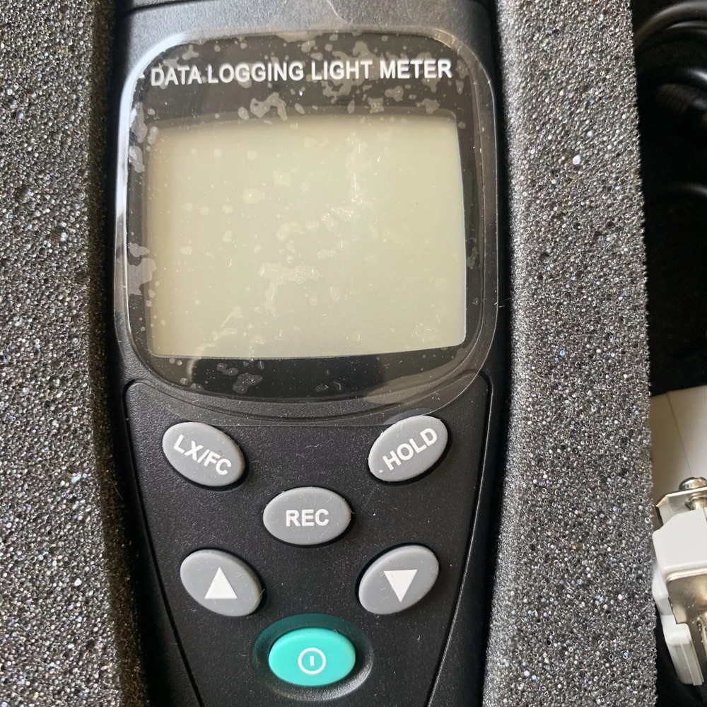 MANNIX Data Logging Light Meter TM203