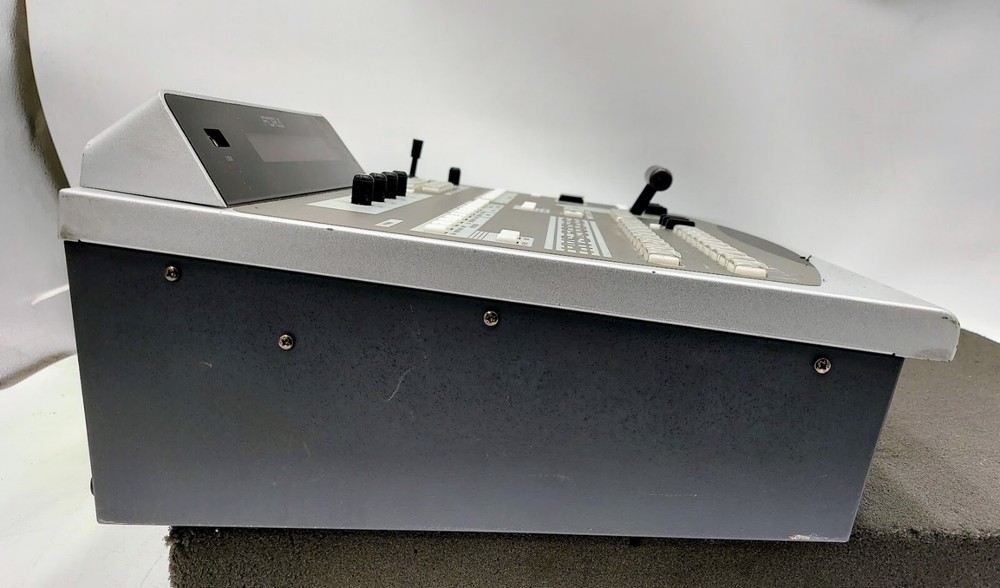 FOR.A HVS-500 HSMF Portable Switcher