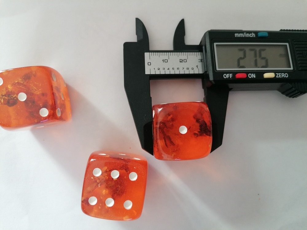 3 HANDMADE BALTIC AMBER Dice