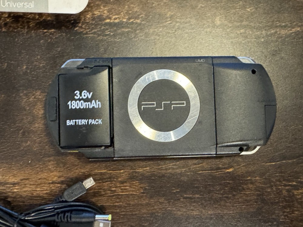 PSP 1000 with extras | READ DESCRIPTION