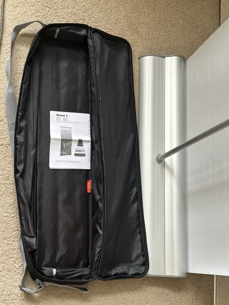 Orient 800 Banner Stand (MSRP $374)