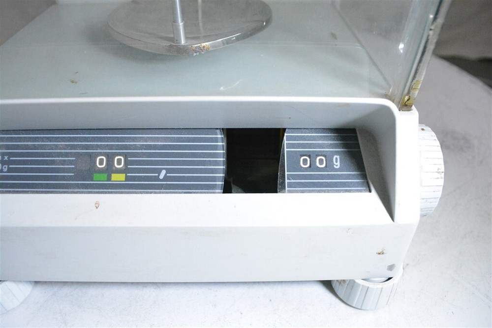 Sartorius 2462 Laboratory Scale Max 200g SEE NOTES
