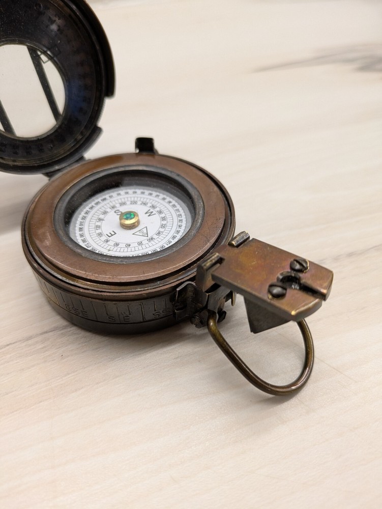 Nautical Solid Brass WW2 Compass in Wooden Box -Great Condition