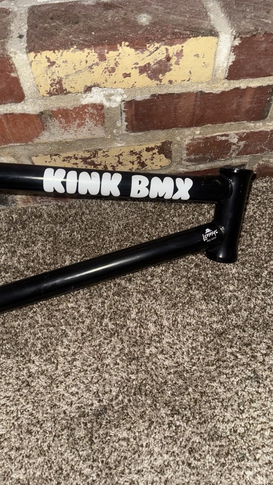 Kink help Frame 20.75 With Stealth Seat/post. BB Included.