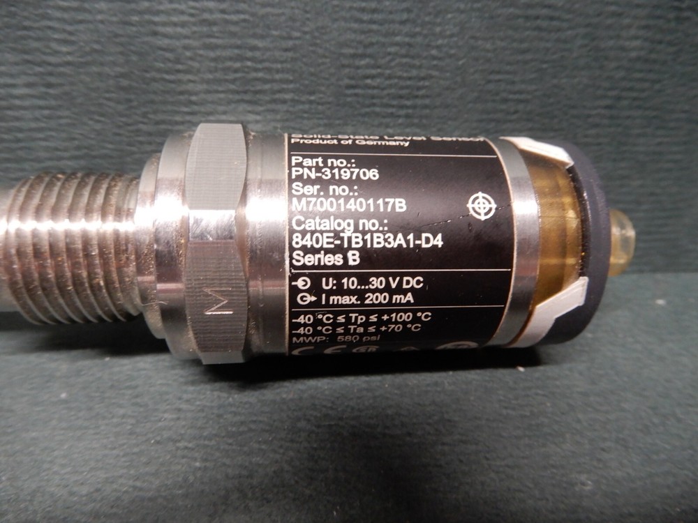 Allen-Bradley Solid-State Level Sensor PN-319706 Good Condition