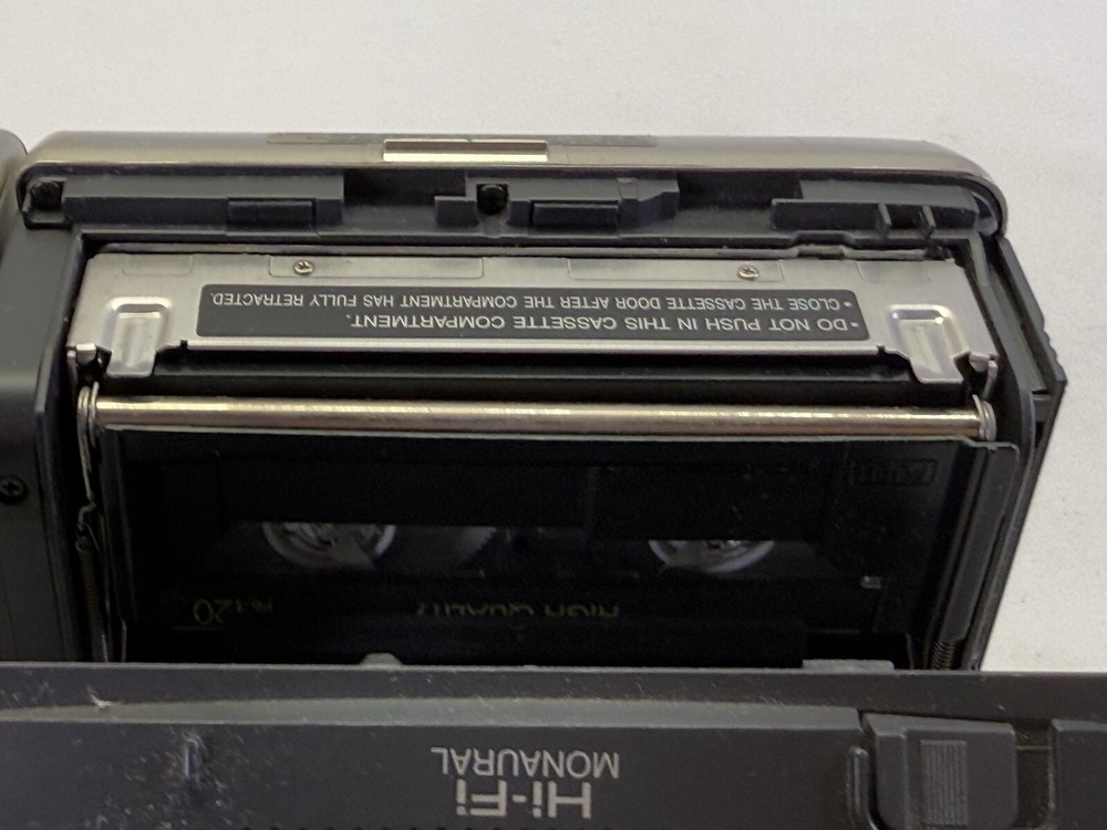 Sharp Viewcam VL-A10U Camcorder Untested (As-is)